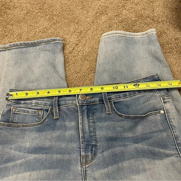 Athleta Sculptek Slim Straight Jean in Zion Wash Size 8 Tall - Picture 9 of 13